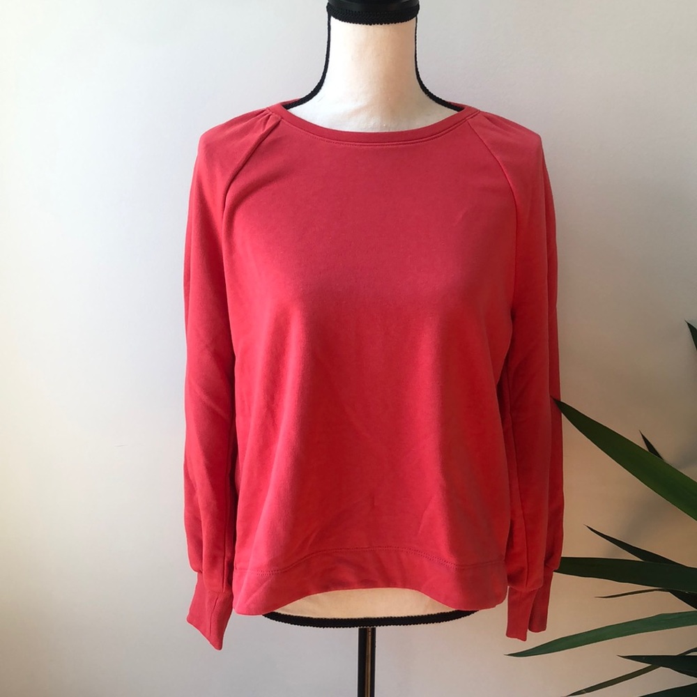 Old Navy Coral Sweatshirt!!!! It’s kewwwwt.